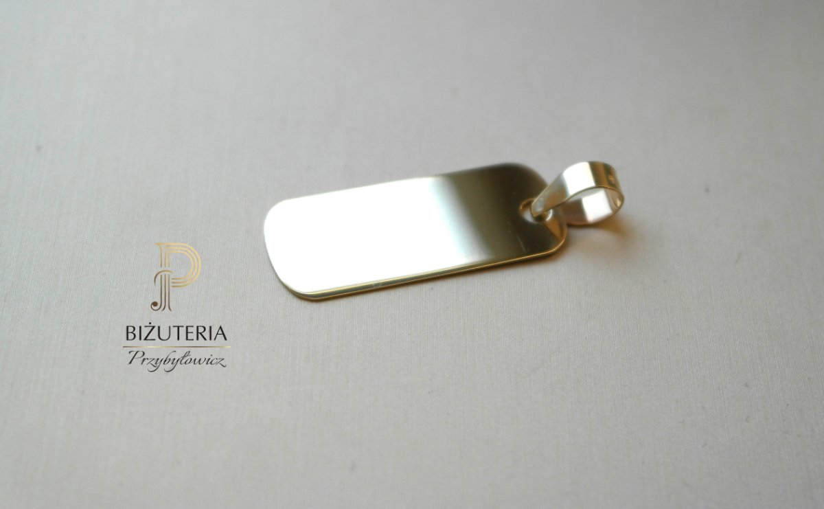 Wisiorki i zawieszki